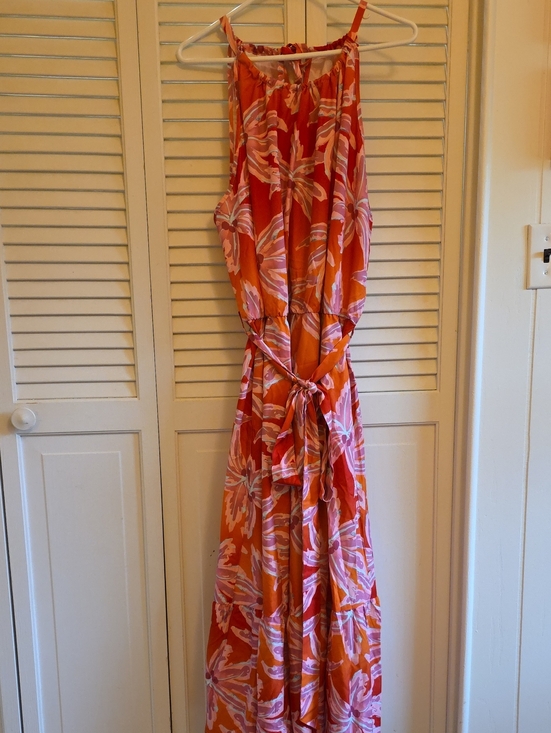 BloomChic Dresses & Skirts - NWT Orange Floral Halter Maxi Dress, Tie Waist and Pockets!
